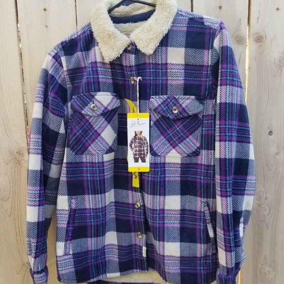 Soho Threads Women's Flannel - Size S - Picture 1 of 7